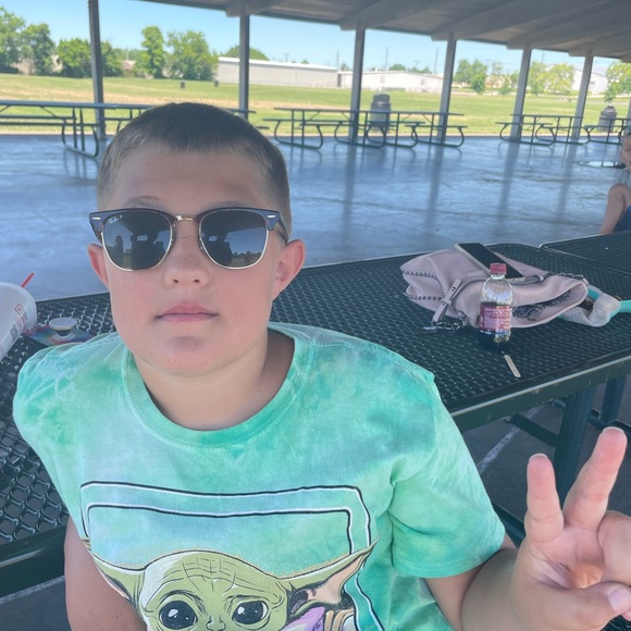 Ray-Ban sunglasses - Picture 2 of 4